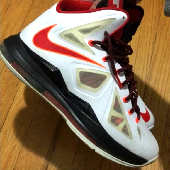 Nike elite 10 Lebron homes 10 sneakers